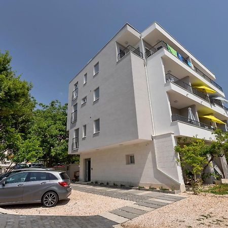 Emilia Lofts Aparthotel Tučepi Kültér fotó